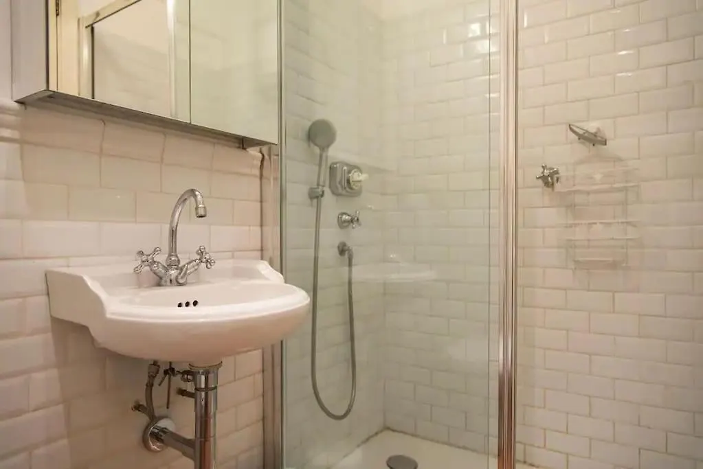 Hidden Retreat - Duomo Apartment Milan