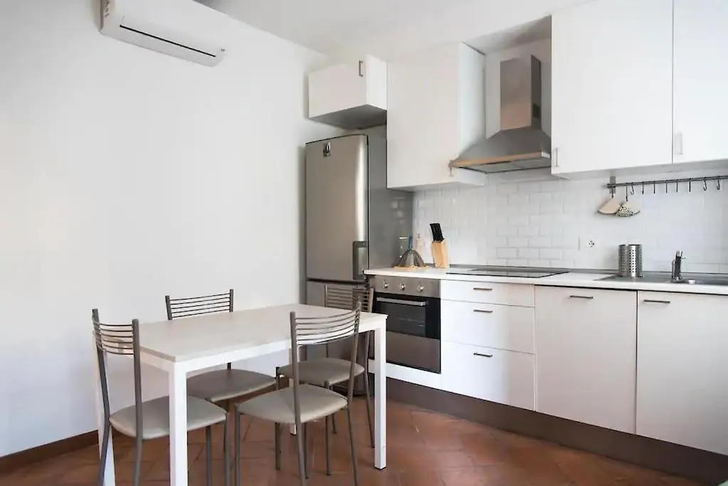Hidden Retreat - Duomo Apartment Milan